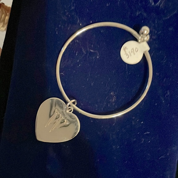 NWT Silver Heart Key Chain Monogram “W” on Silver Heart -great Gift 🎁 - Picture 1 of 8